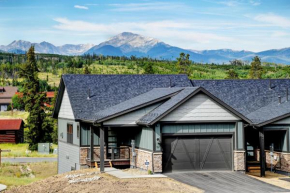 New Luxury Chalet 57 I Great Views I Hot Tub I Best Price I FREE Adventures Daily